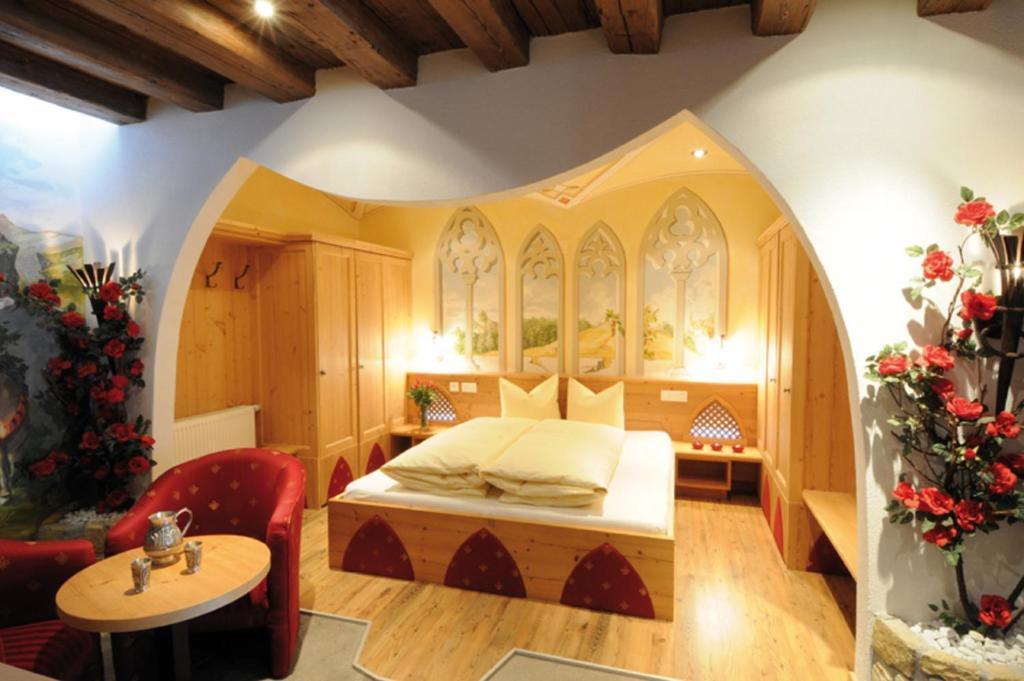 Hotel Camona & Apart Walserhof Samnaun Szoba fotó