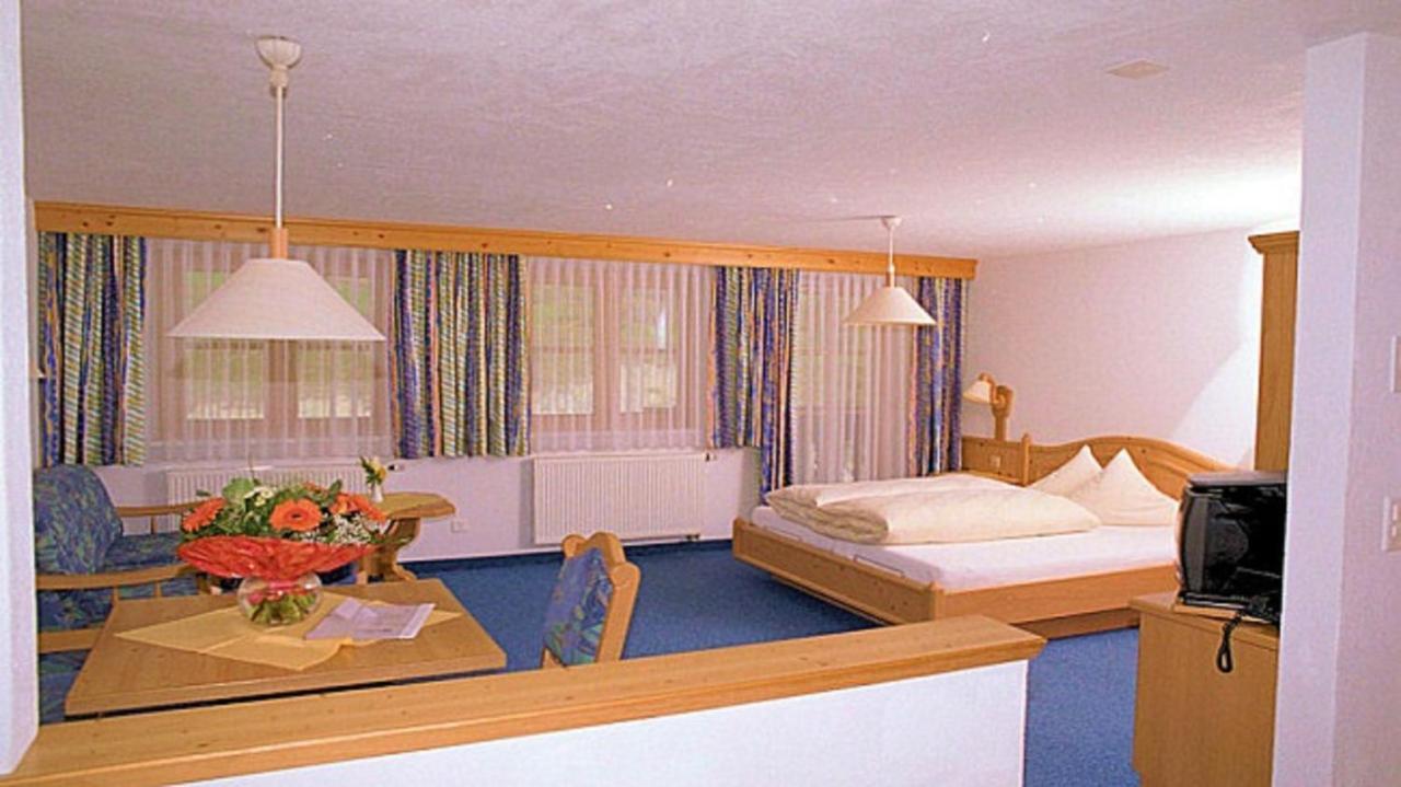 Hotel Camona & Apart Walserhof Samnaun Szoba fotó
